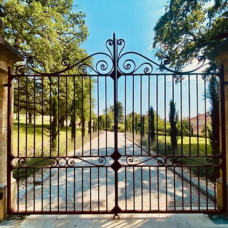 Domaine De Bonaveau - & Piscine Frühstückspension *