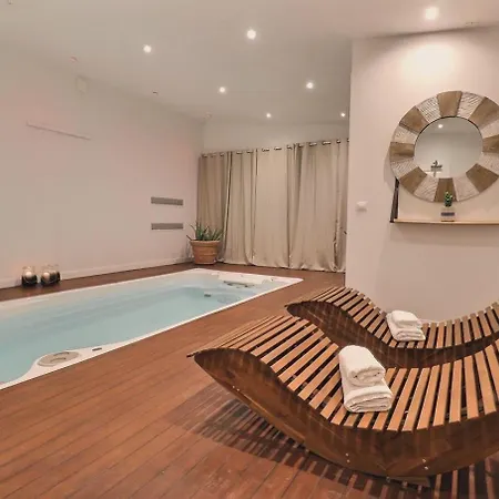 Domaine De Bonaveau - & Piscine Barcelonne (Drome)